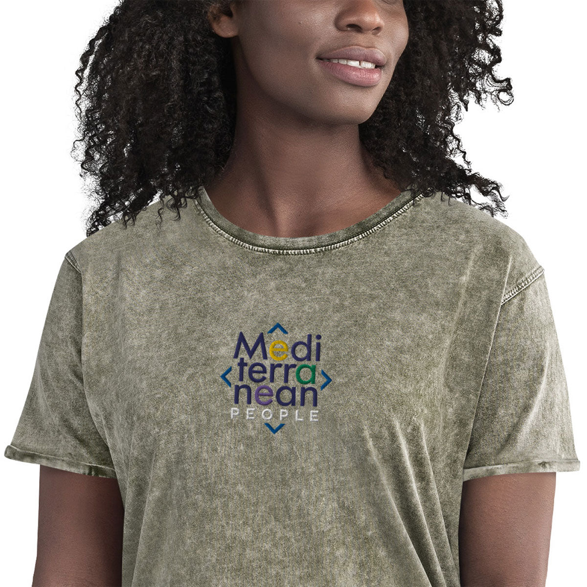 LIKELELE world · Camiseta m/corta·MEDITERRANEAN PEOPLE·Mujer/Unisex · Medium·Dark Army Green-374b2f